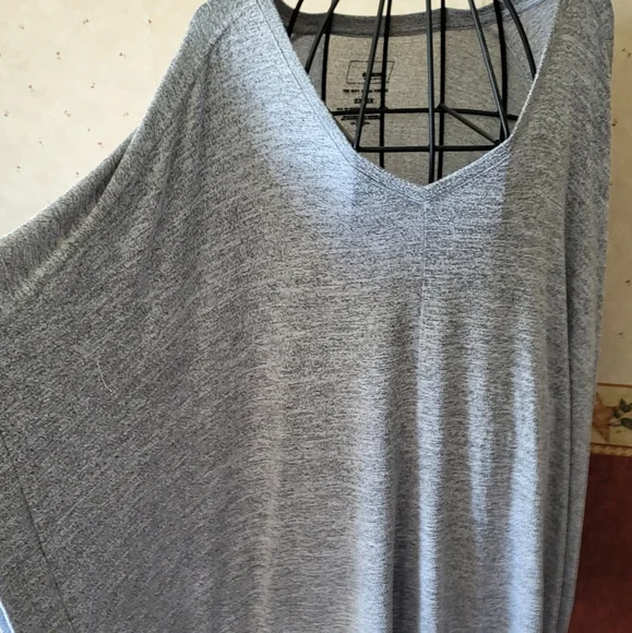 Plus size poncho - Picture 2 of 3